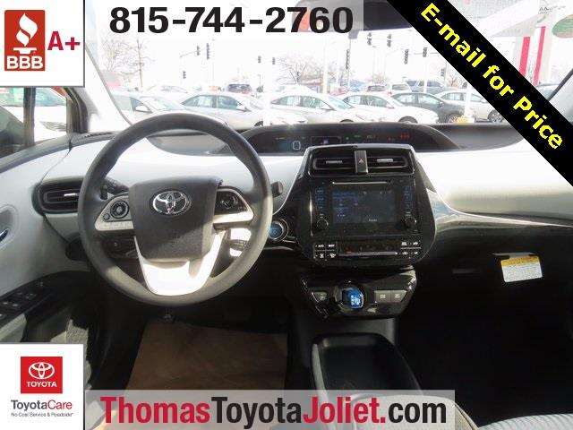 2017 Toyota Prius Two 4dr Hatchback